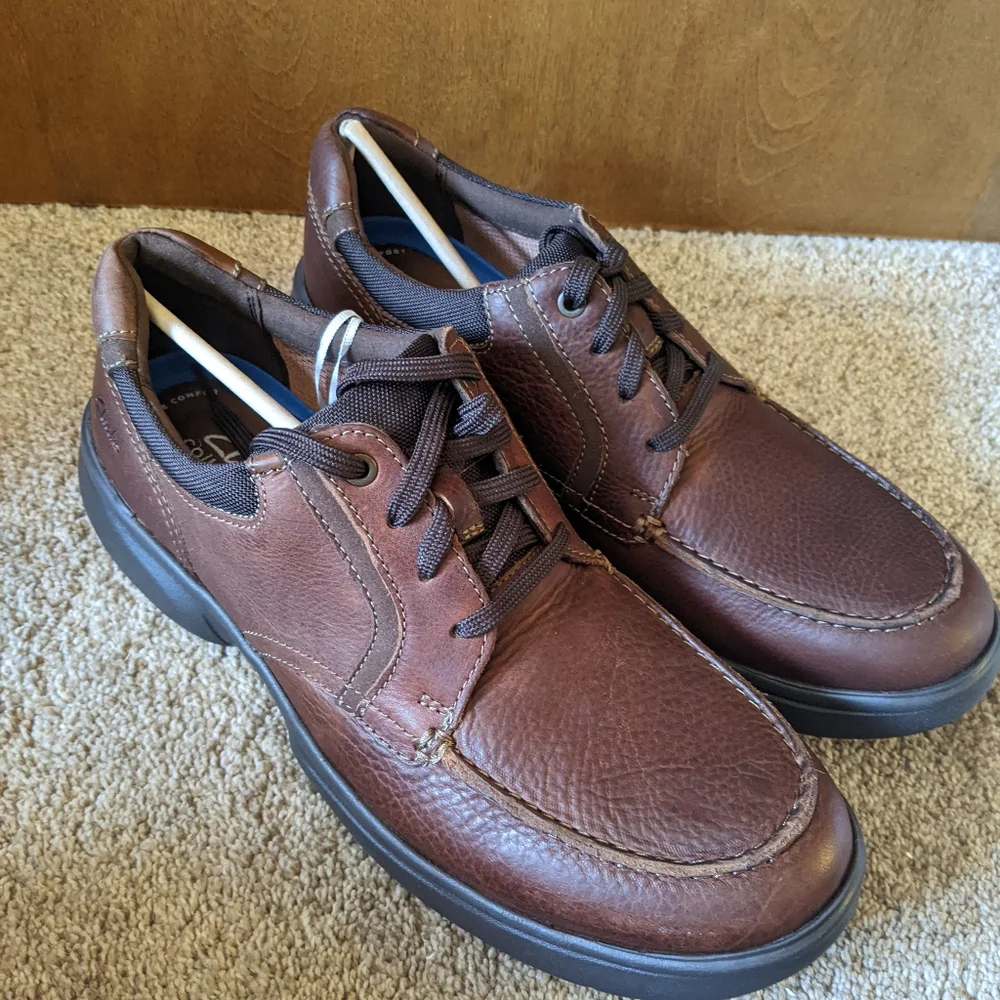 NEW IN BOX Clarks Men's Bradley Vibe Oxford, 13W - Picture 3 of 6